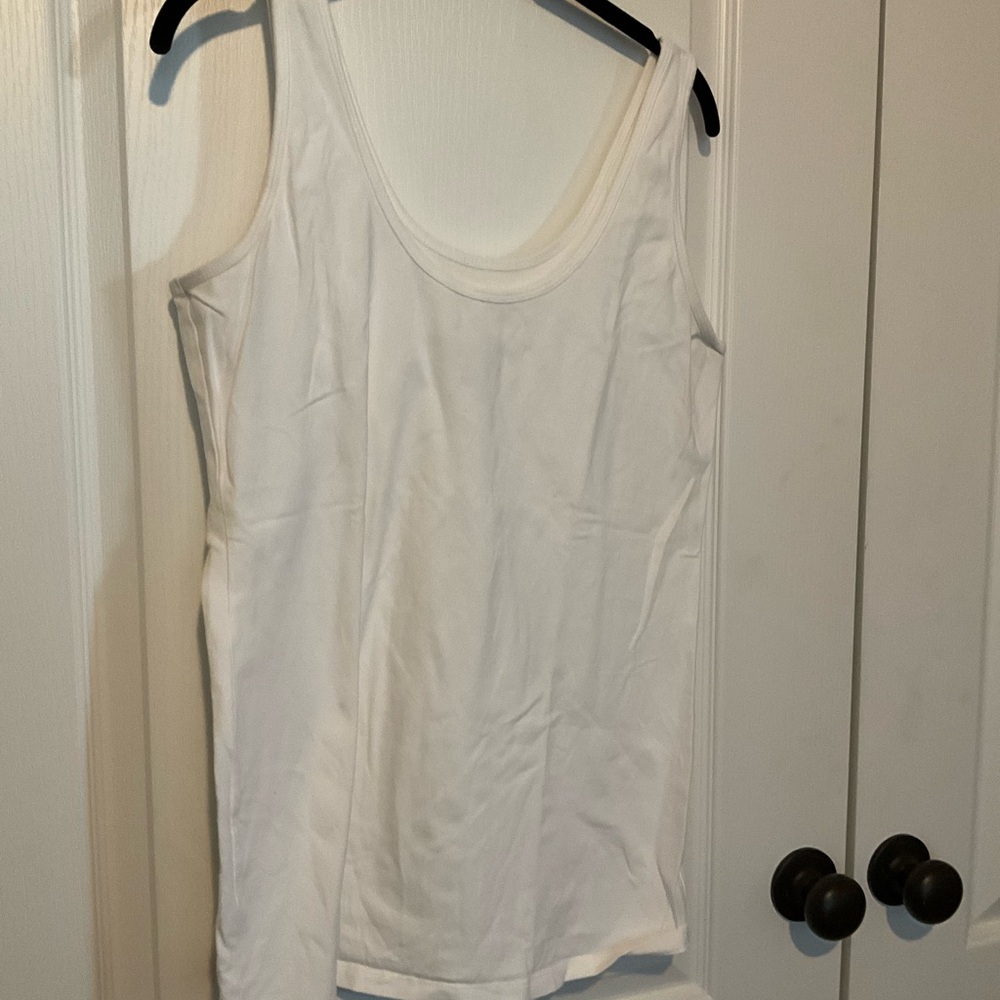 Maurices White Scoop Neck Tank Top